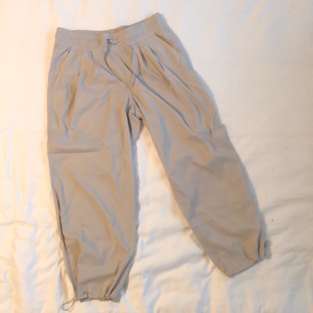 Athleta Size 10 Khaki Joggers